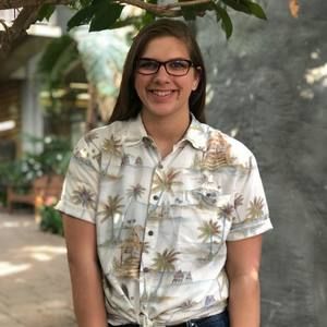 Meet your Posher, Carly